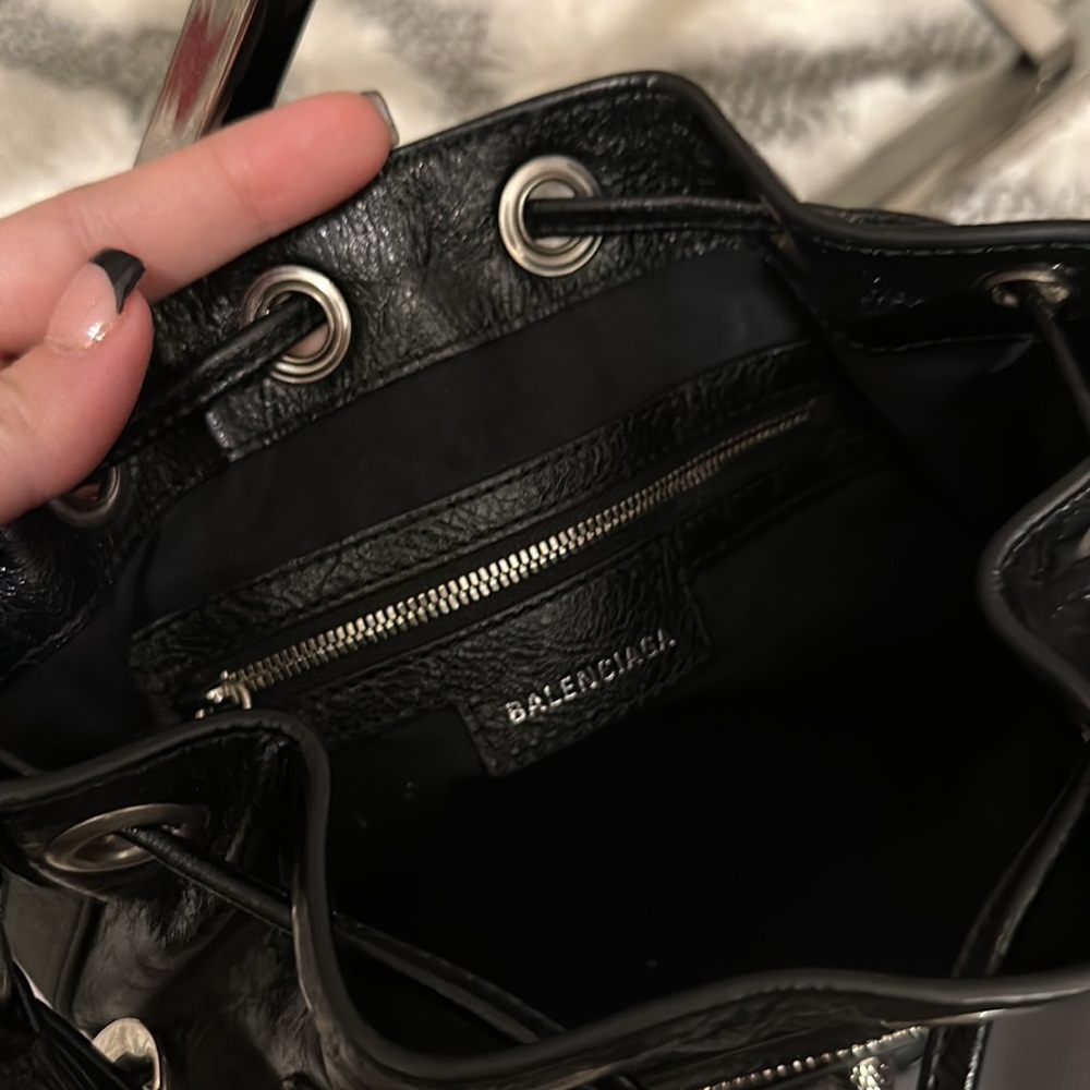 Balenciaga 
WOMEN'S LE CAGOLE XS BUCKET BAG IN BLACK - Picture 9 of 10